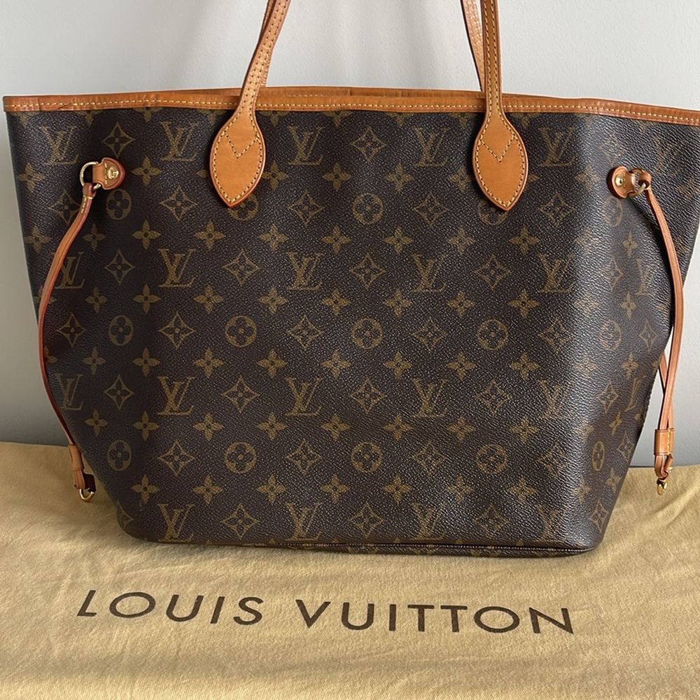 Authentic Louis Vuitton Neverfull MM Monogram Tote